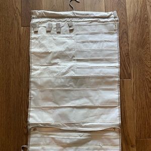 Hanging jewelry organizer